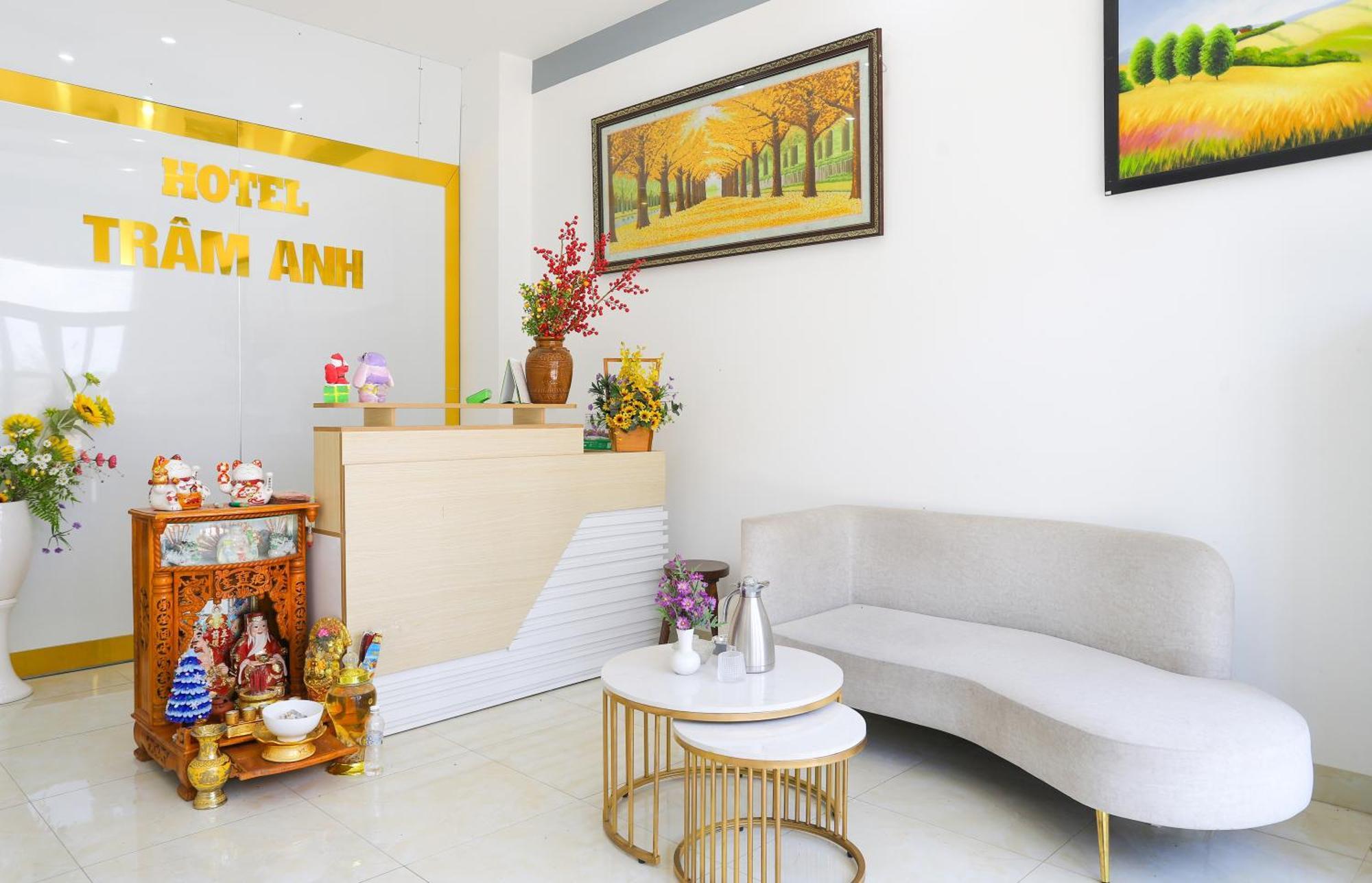 Hotel Tram Anh Nhon Trach Bagian luar foto